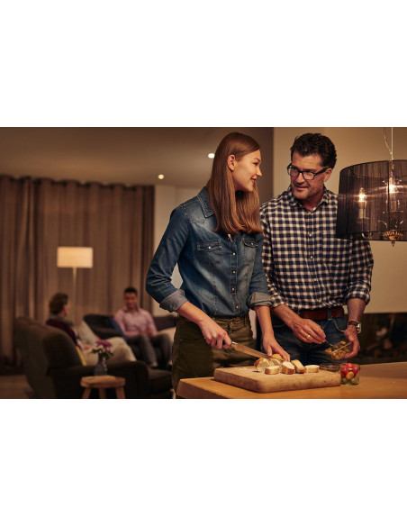 Bec LED Philips tip lumanare, E14, 4W (25W), 220-240V, lumina