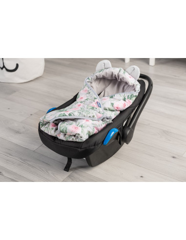 Paturica cu gluga pentru cos auto Sensillo VELVET Flori