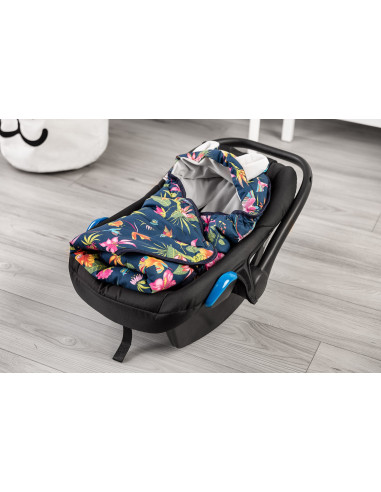 Paturica cu gluga pentru cos auto Sensillo VELVET Colibri