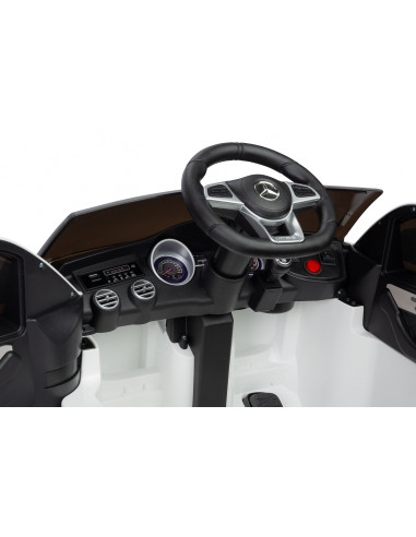 Masinuta electrica cu telecomanda MERCEDES AMG GLC 63S