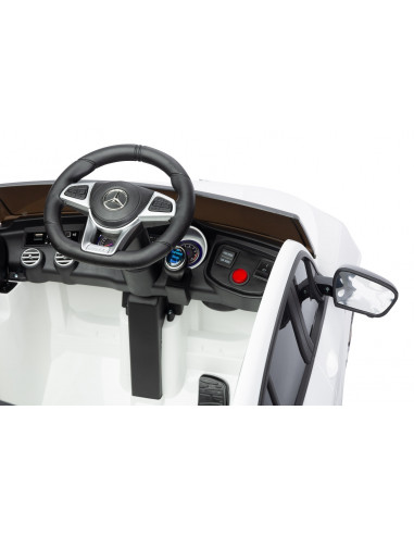 Masinuta electrica cu telecomanda MERCEDES AMG GLC 63S