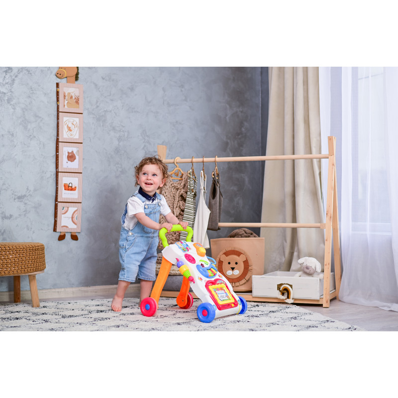 Antepremergator multifunctional, cu centru de activitati