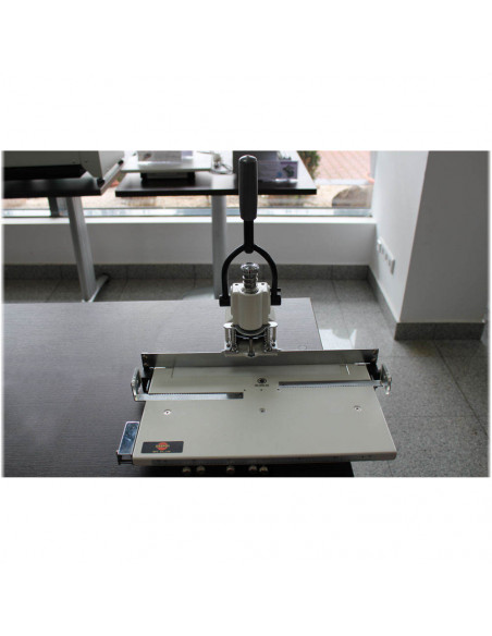 Echipament manual profesional de gaurit hartia cu 1 burghiu SPC Echipament manual profesional de gaurit hartia cu 1 burghiu SPC