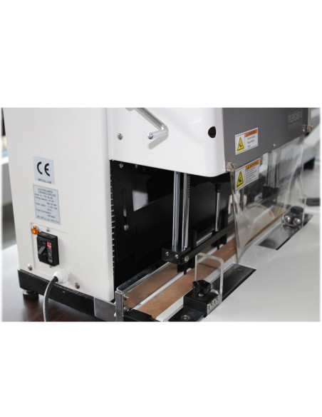 Echipament electric profesional de gaurit hartia cu 2 burghie Echipament electric profesional de gaurit hartia cu 2 burghie