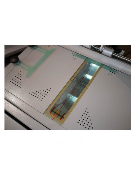 Aparat pentru realizare coperti rigide UNI SK 530C,SK530C