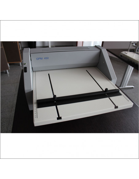 Echipament de biguit si microperforat cu actionare electrica