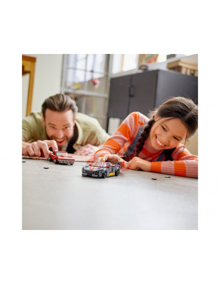LEGO Speed Champions Masina de curse Chevrolet Corvette C8.R si