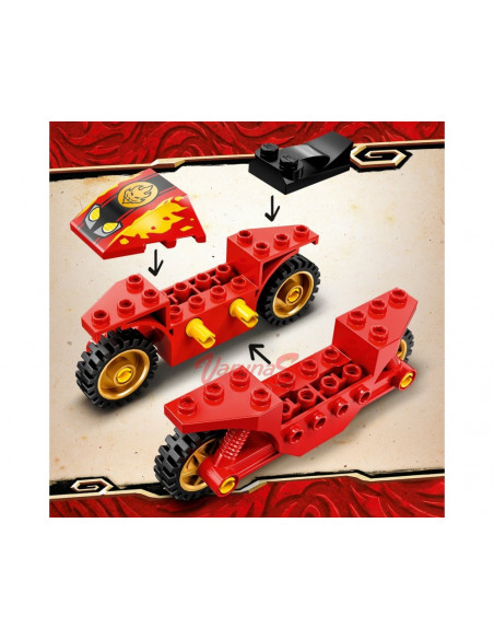 LEGO NINJAGO Legacy Motocicleta Blade a lui Kai,71734