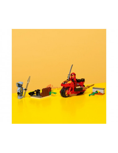 LEGO NINJAGO Legacy Motocicleta Blade a lui Kai,71734