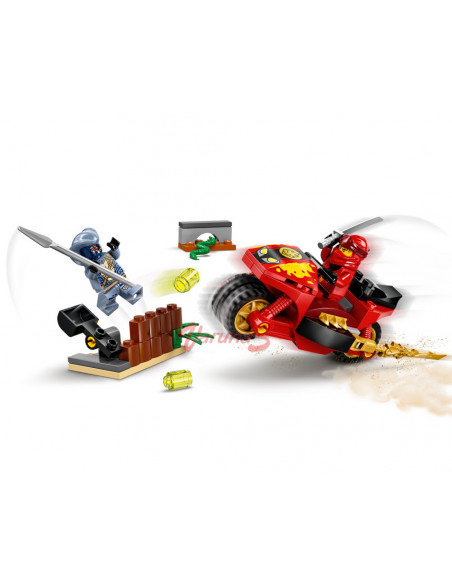 LEGO NINJAGO Legacy Motocicleta Blade a lui Kai,71734