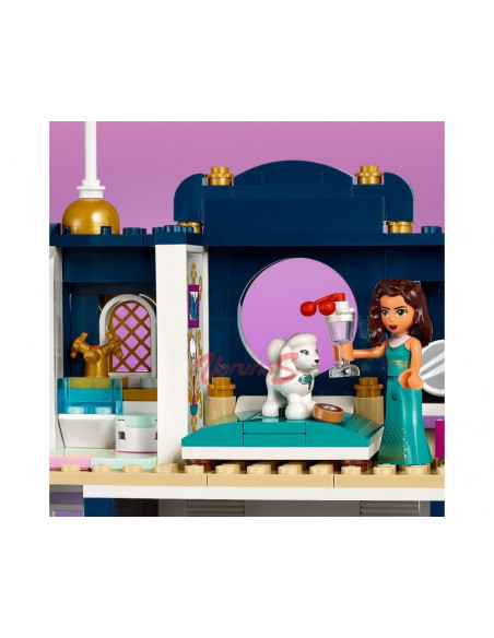 LEGO Friends Grand Hotel in orasul Heartlake,41684