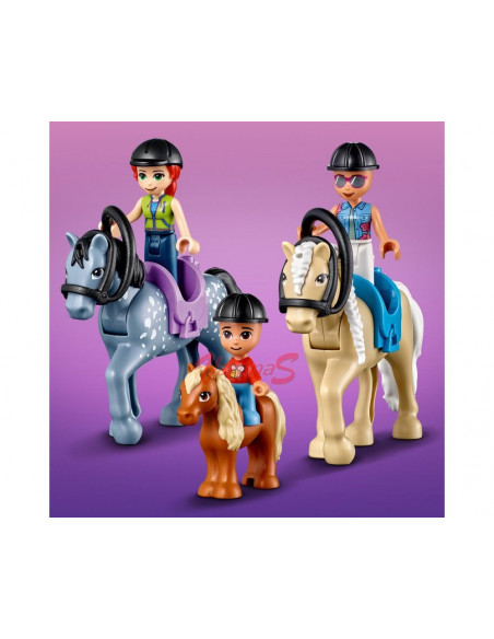 LEGO Friends Centrul de echitatie din padure,41683