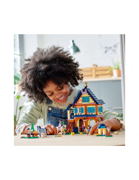 LEGO Friends Centrul de echitatie din padure,41683