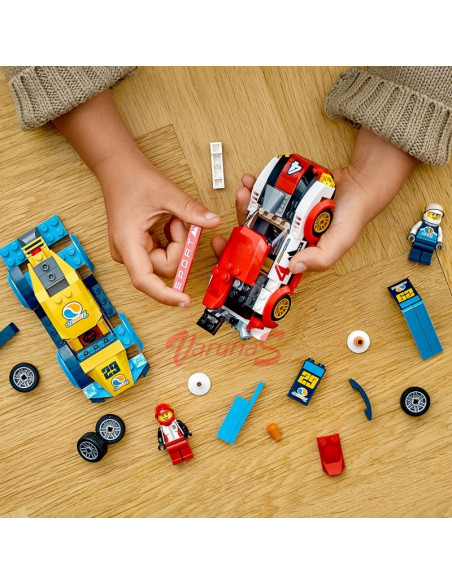 LEGO City Masini de curse,60256