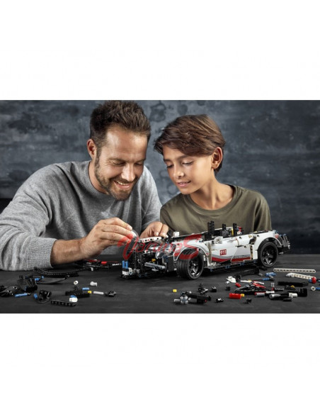 LEGO Technic Porsche 911 RSR,42096