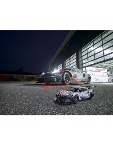 LEGO Technic Porsche 911 RSR,42096