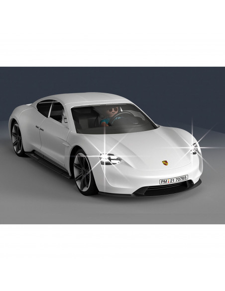 PORSCHE MISSION E,70765