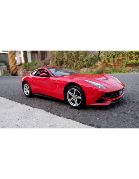 Masina Cu Telecomanda Ferrari F12 Rosu Scara 1 La