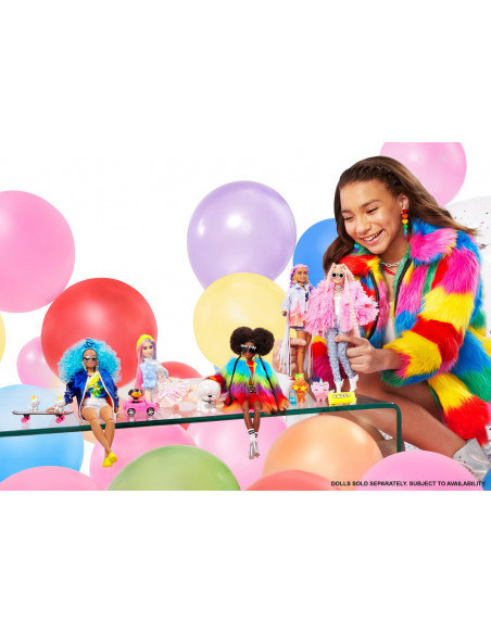 Papusa Barbie Extra Style Fluffy Pinky,MTGRN28