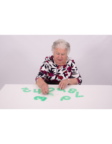 Numere amuzante verzi cu buline de trasat,CD54511