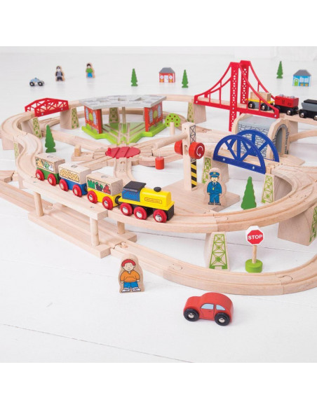 Circuit cu tren marfar (133 piese),BJT017