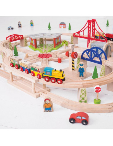 Circuit cu tren marfar (133 piese),BJT017