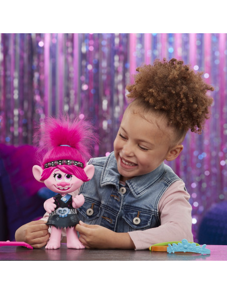 Trolls Figurina Muzicala Poppy Pop To Rock,E9411