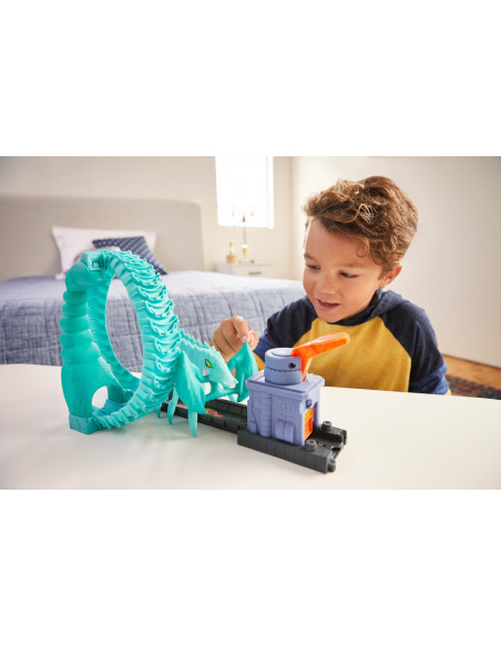 Hot Wheels City Cursa Cu Obstacol Atacul