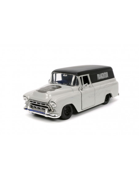 Set Masinuta 1957 Chevy Suburban Si Figurina