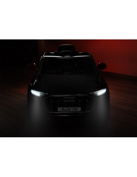 Masinuta electrica cu telecomanda Toyz AUDI Q8 RS