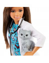 Papusa Barbie by Mattel Careers Medic veterinar cu figurina