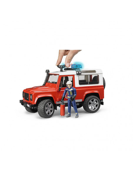 BRUDER - MASINA DE POMPIERI LAND ROVER DEFENDER SI