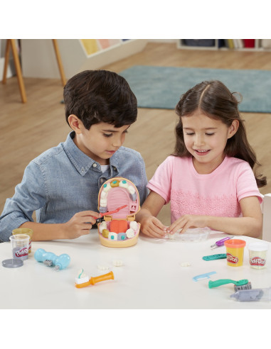Play-doh Set Dentistul Cu Accesorii Si Dinti Colorati,F1259