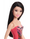 Papusa Barbie Bruneta Cu Costum De Baie Cu Modele