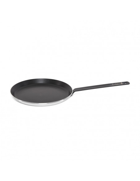 "PROFESSIONAL PANCAKE PAN 26x2 CM. Material: pressed aluminum +