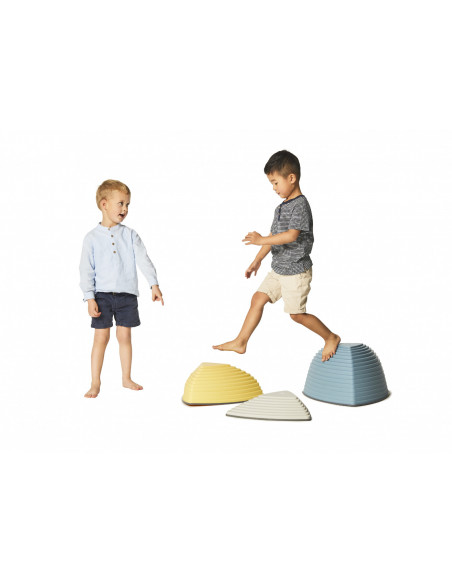 Set de 3 varfuri de munte in culori nordice,G2821