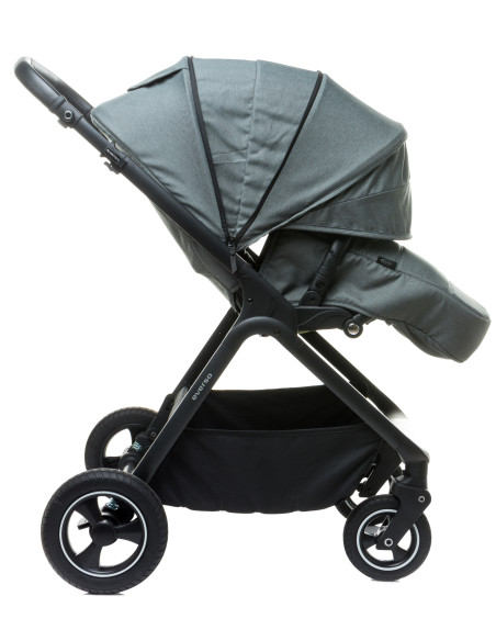 4BABY-958029,Carucior reversibil cu roti de cauciuc (max. 22 Kg) 4Baby EVERSO Negru