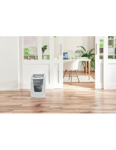Distrugator automat documente Leitz IQ Small Office, 100 coli