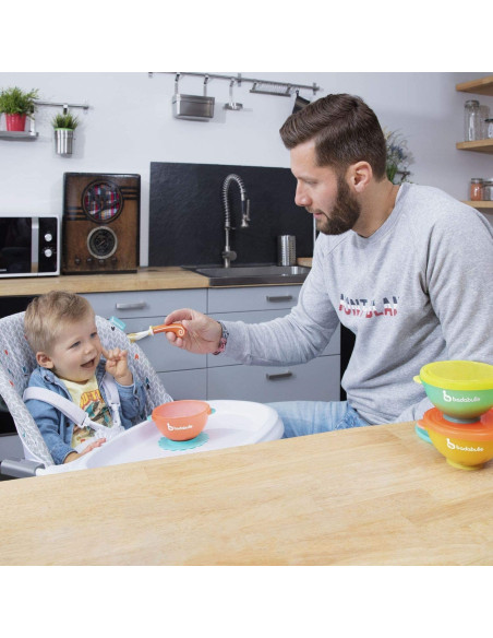 Badabulle - Set 3 boluri colorate pentru mancare, cu suport