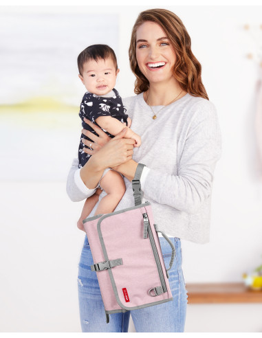 Skip Hop Statie de schimbat - Pronto Signature Pink