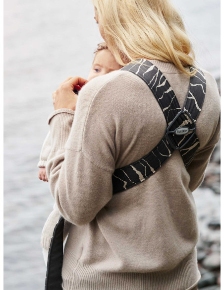 BabyBjorn - Marsupiu anatomic cu multiple pozitii de purtare