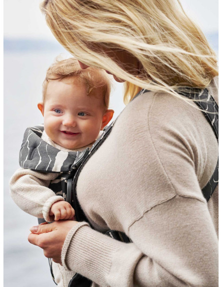 BabyBjorn - Marsupiu anatomic cu multiple pozitii de purtare