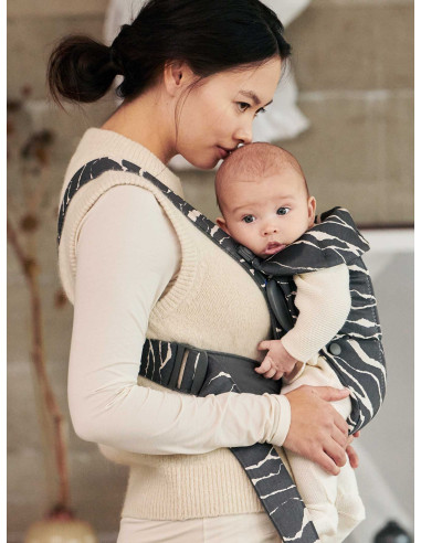 BabyBjorn - Marsupiu anatomic cu multiple pozitii de purtare