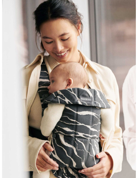 BabyBjorn - Marsupiu anatomic cu multiple pozitii de purtare