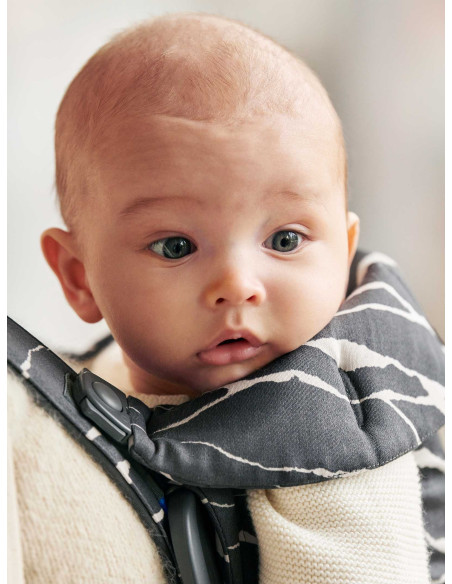 BabyBjorn - Marsupiu anatomic cu multiple pozitii de purtare