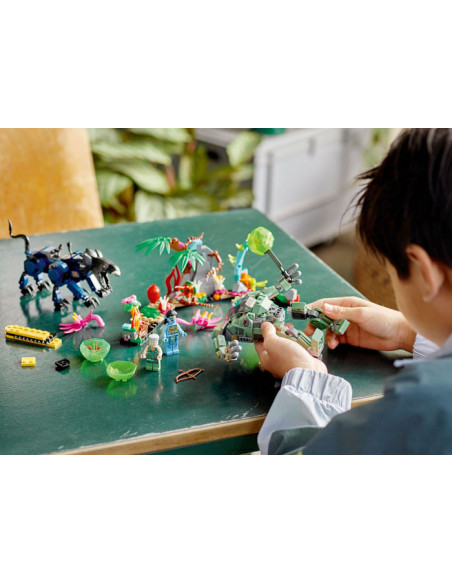 LEGO Disney, Neytiri si Thanator vs. Robotul AMP Quaritch