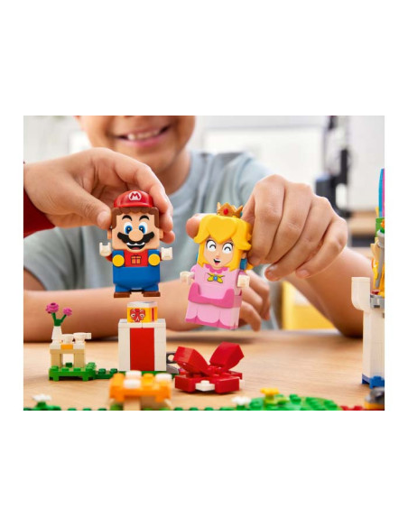 LEGO Super Mario, Aventurile lui Peach - set de baza, 71403