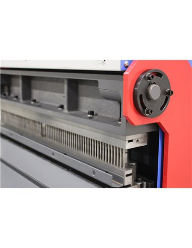 Echipament electric profesional de perforat documente, SUPU SUPER 600 PUNCH