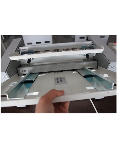 Aparat de taiat carti de vizita CYKLOS CS 325 SMART