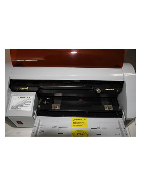 Echipament pentru taiat carti de vizita UNITEC, SSB-001 Echipament pentru taiat carti de vizita UNITEC, SSB-001